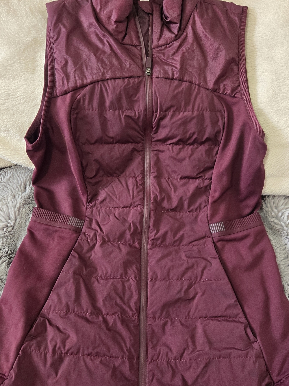 lululemon athletica Quilted Vest in Wine